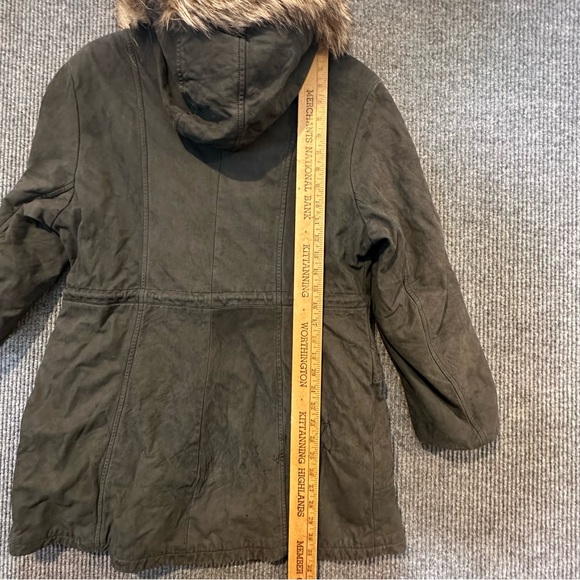 Lone Pine Leather Duffle Coat Women's M Coyote Fur Hood Toggle USA Made Vintage - Picture 12 of 13